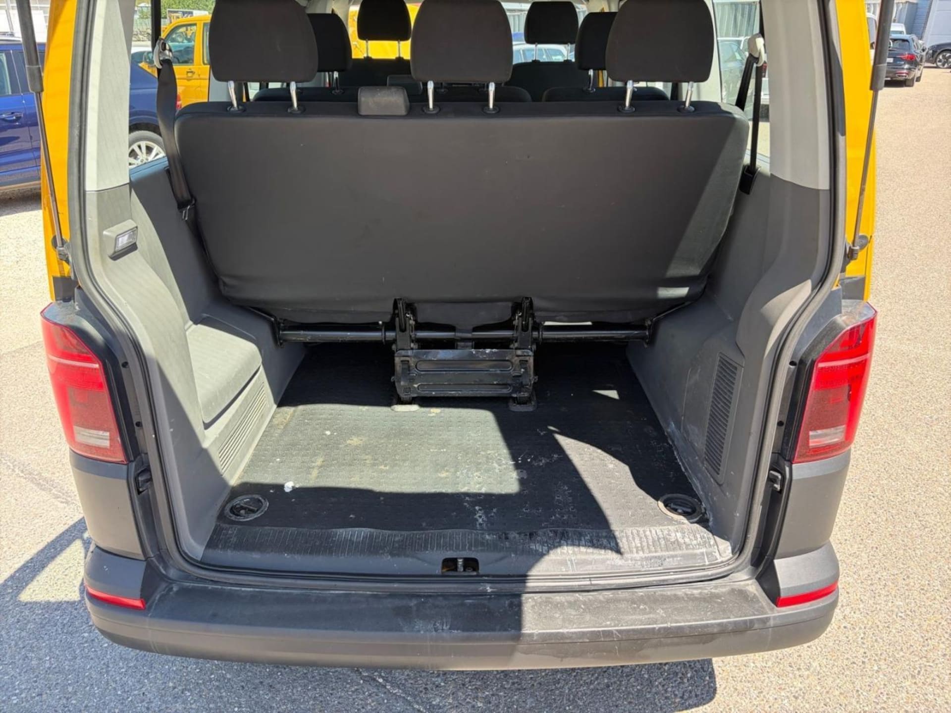 Volkswagen T6.1 Caravelle kurzer Radstand Trendline