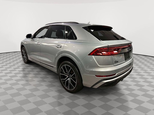 2022 Audi Q8