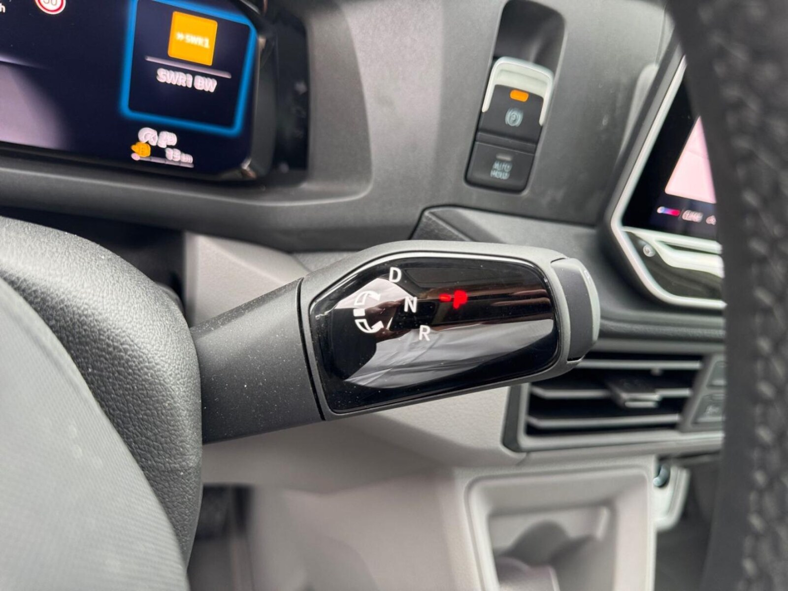 Volkswagen Crafter Einzelkabine langer Radstand – Bild 19