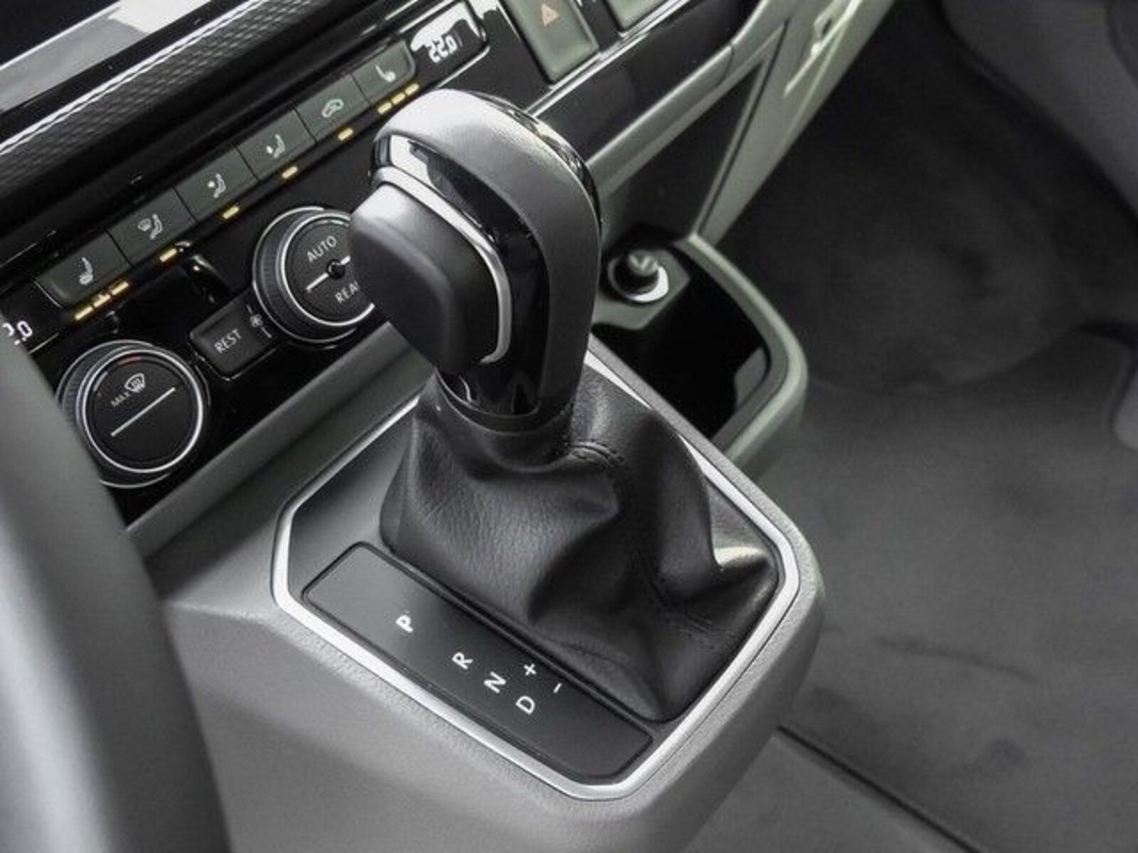Volkswagen T6.1 California – Bild 18