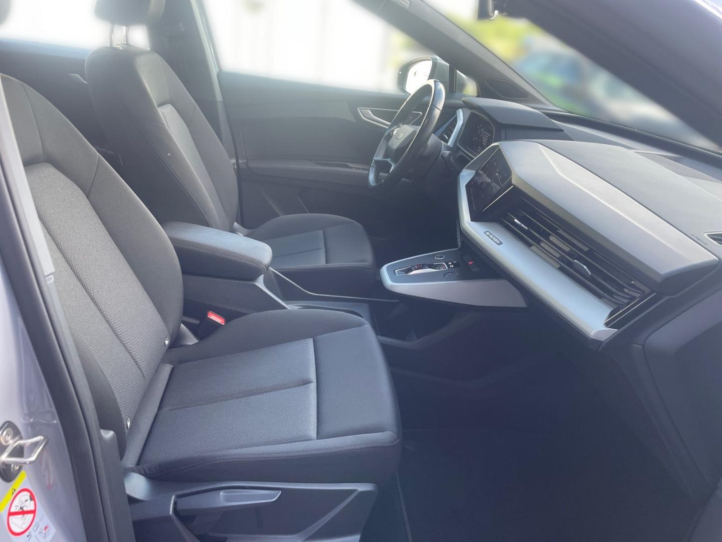 Image about Audi Q4 e-tron 40 e-tron