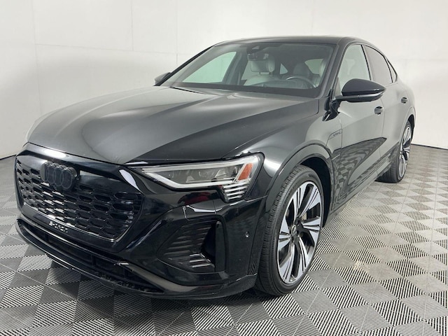 2024 Audi Q8 Sportback e-tron