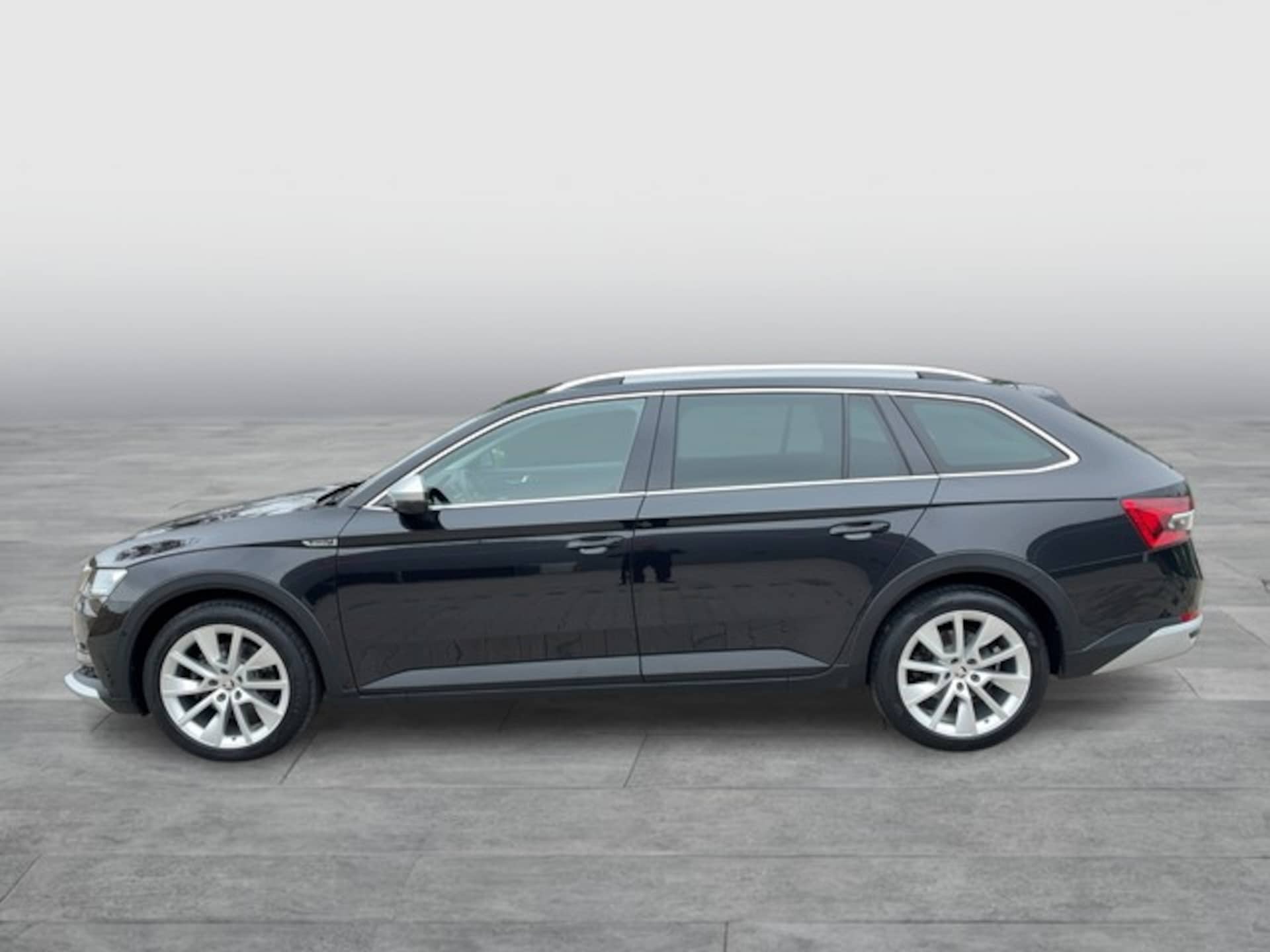 Skoda Superb Combi Scout
