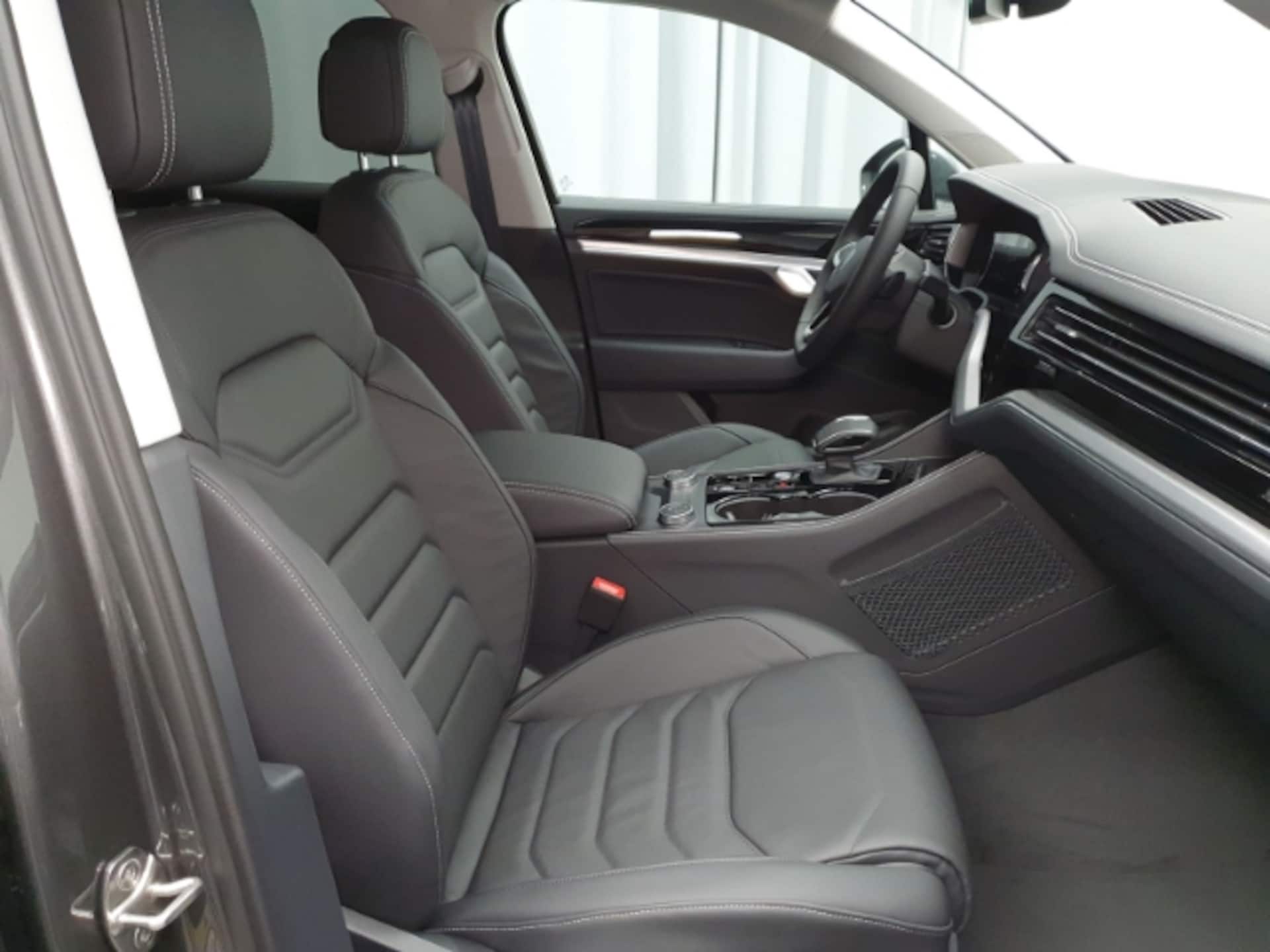Volkswagen Touareg Basis-Modell