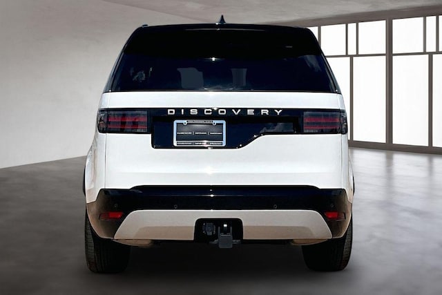2026 Land Rover Discovery