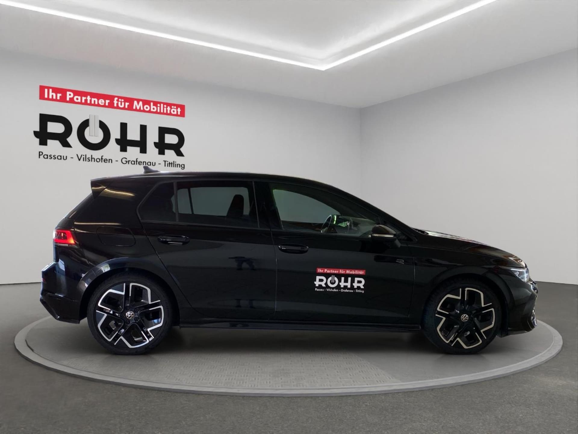 Volkswagen Golf R-Line