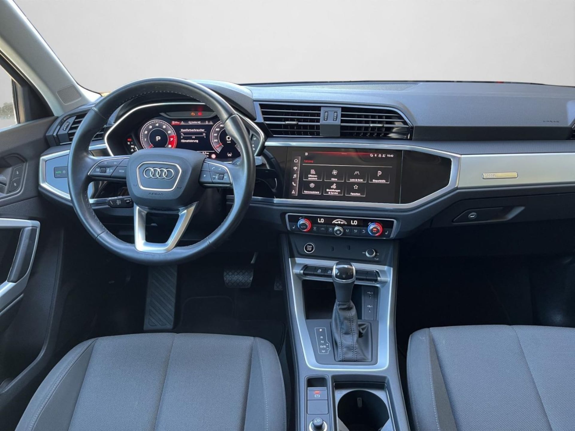 Audi Q3 SUV S line