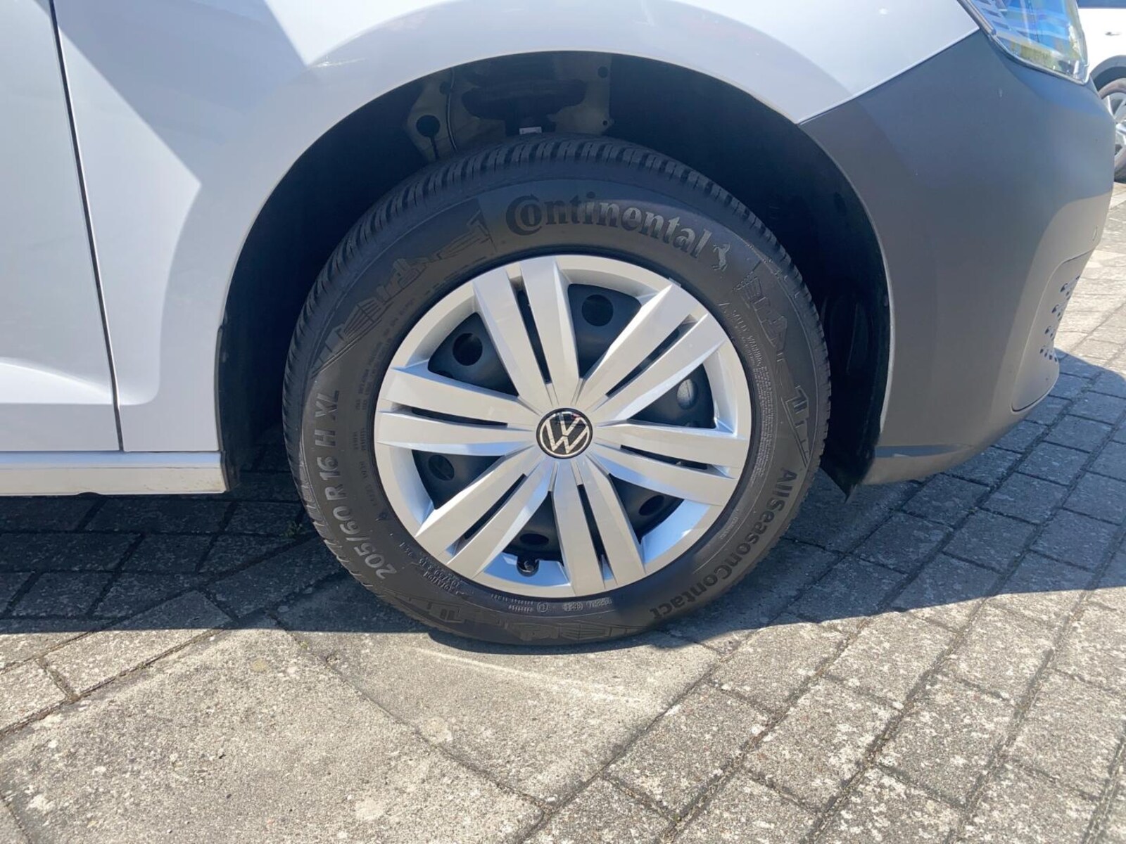 Volkswagen Caddy Maxi Cargo – Bild 6