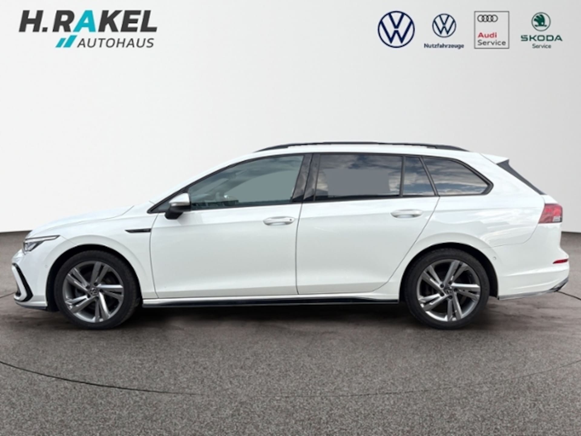 Volkswagen Golf Variant R-Line