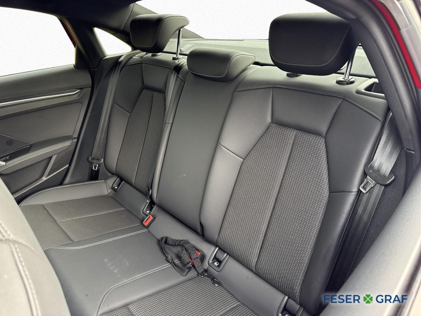 Bild über Audi A3 Limousine S line TFSI S tronic - für weitere Informationen kontaktieren Sie den Audi Partner