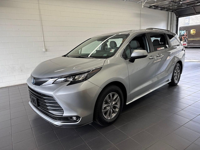 2025 Toyota Sienna