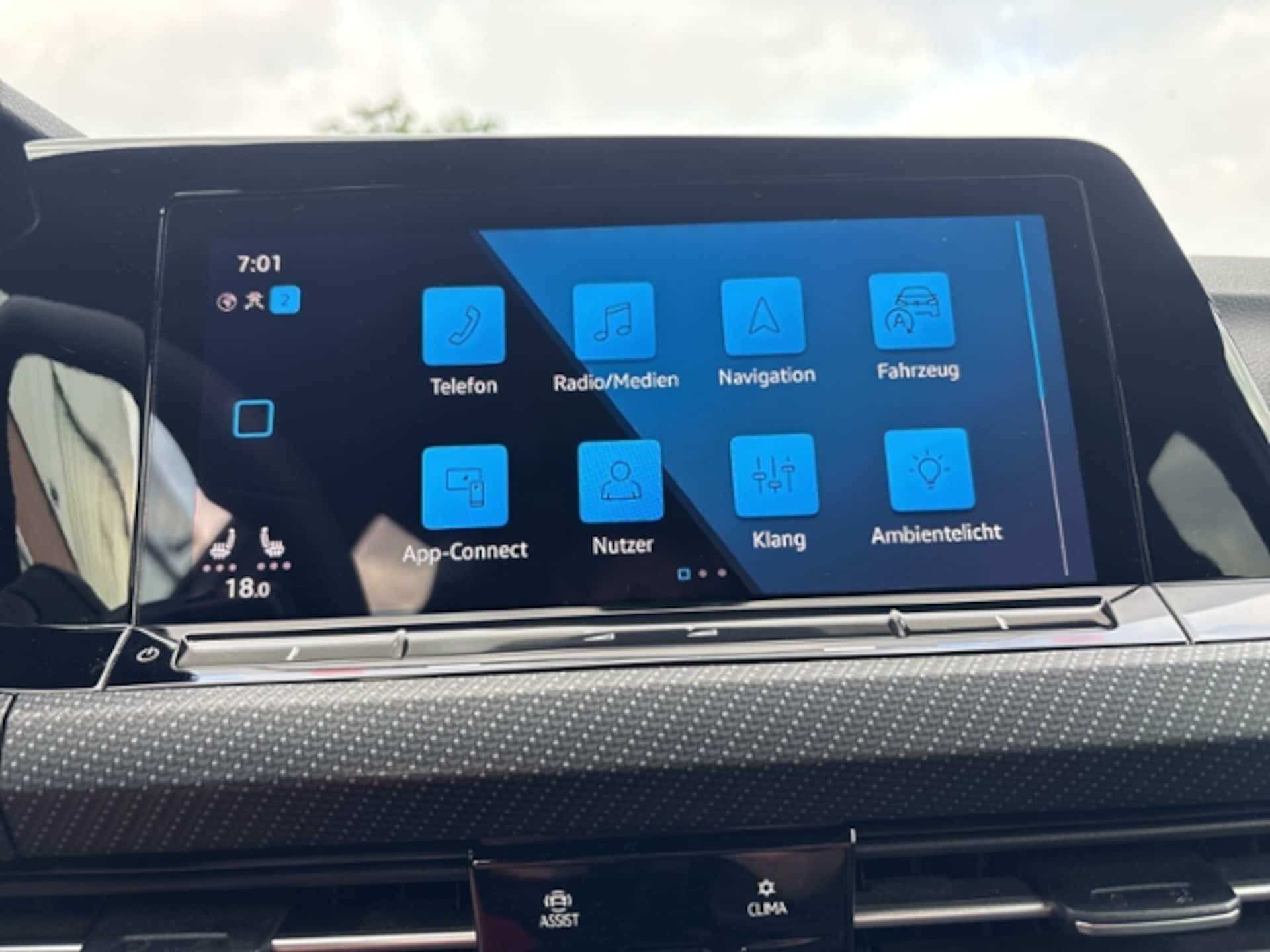Volkswagen Golf Variant R-Line