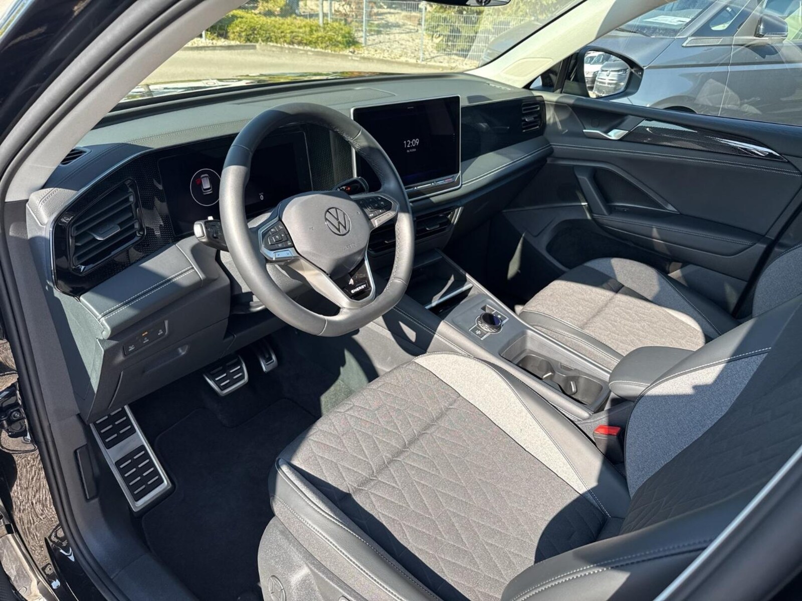 Volkswagen Tiguan – Bild 9