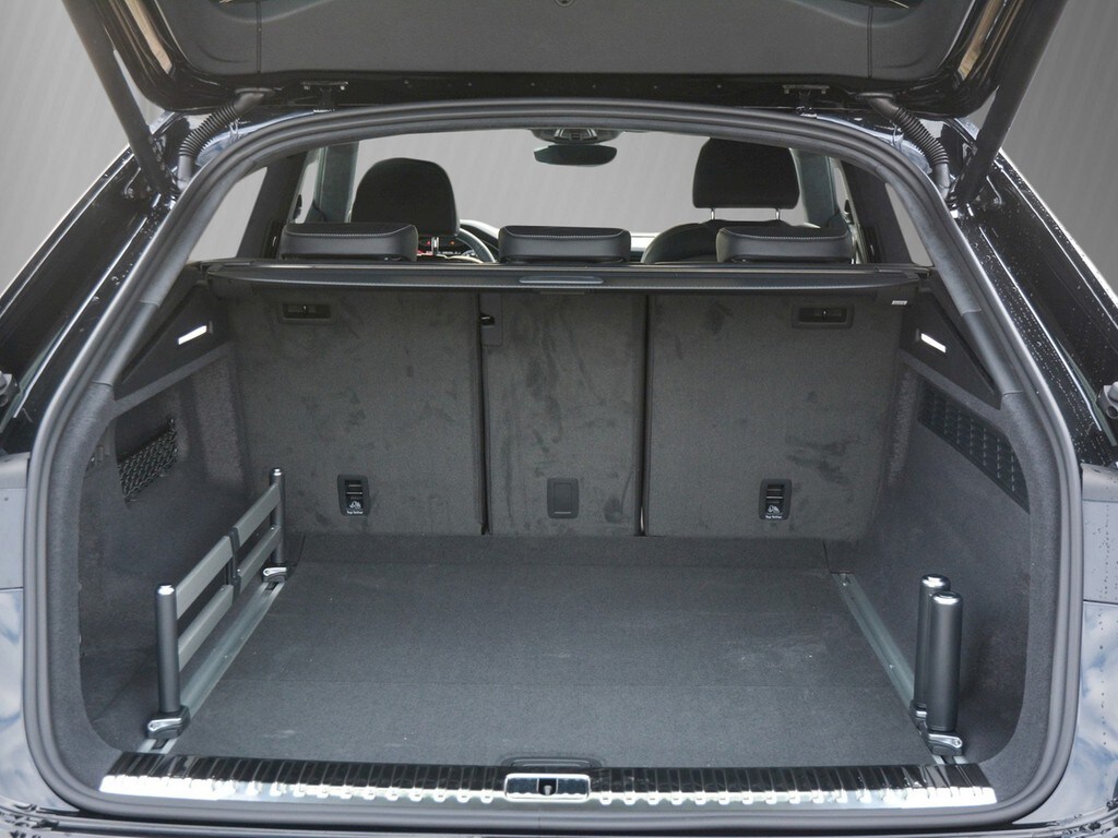 Image about Audi Q8 SUV 50 TDI quattro tiptronic