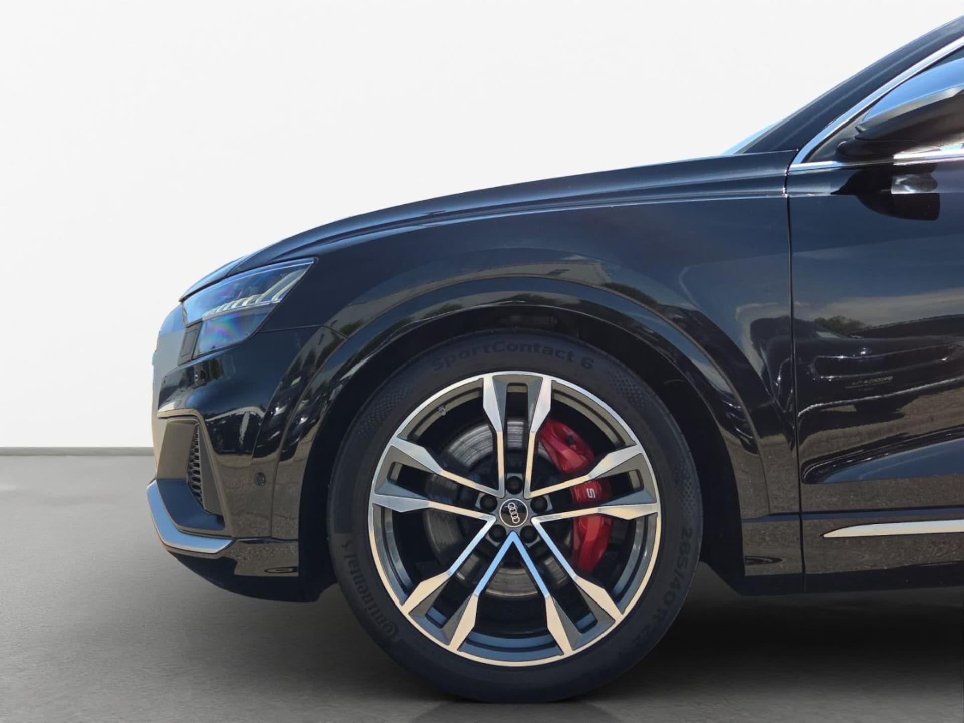 Audi SQ8 SUV