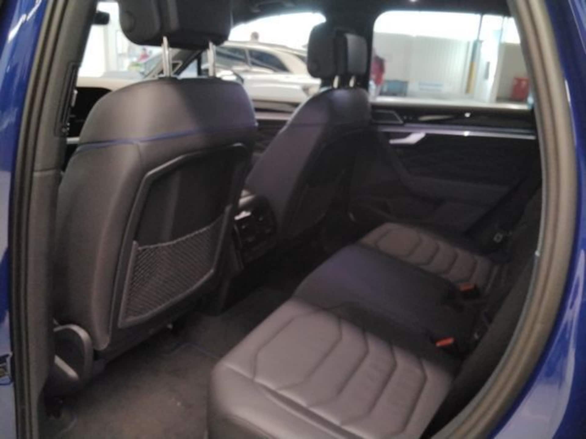 Volkswagen Touareg R