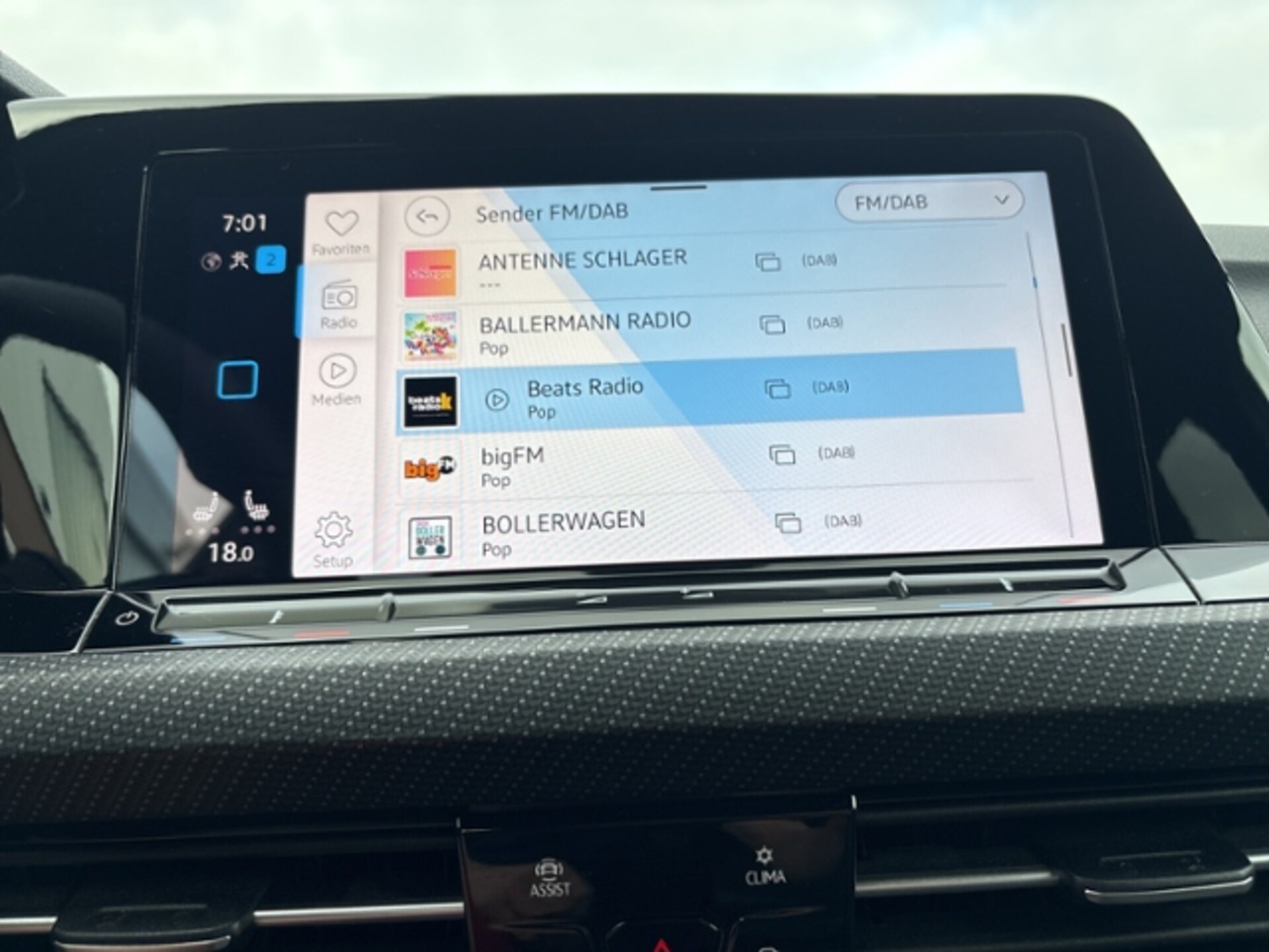 Volkswagen Golf Variant R-Line
