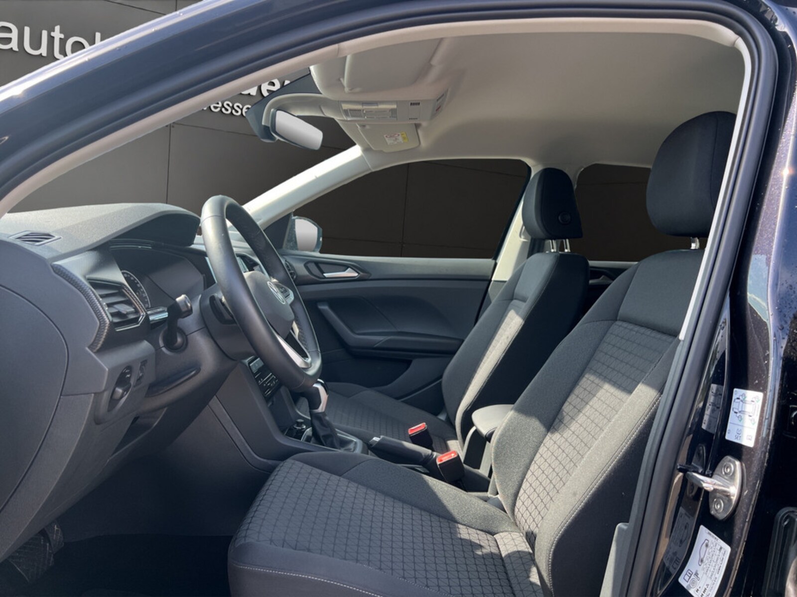 Volkswagen T-Cross – Bild 11
