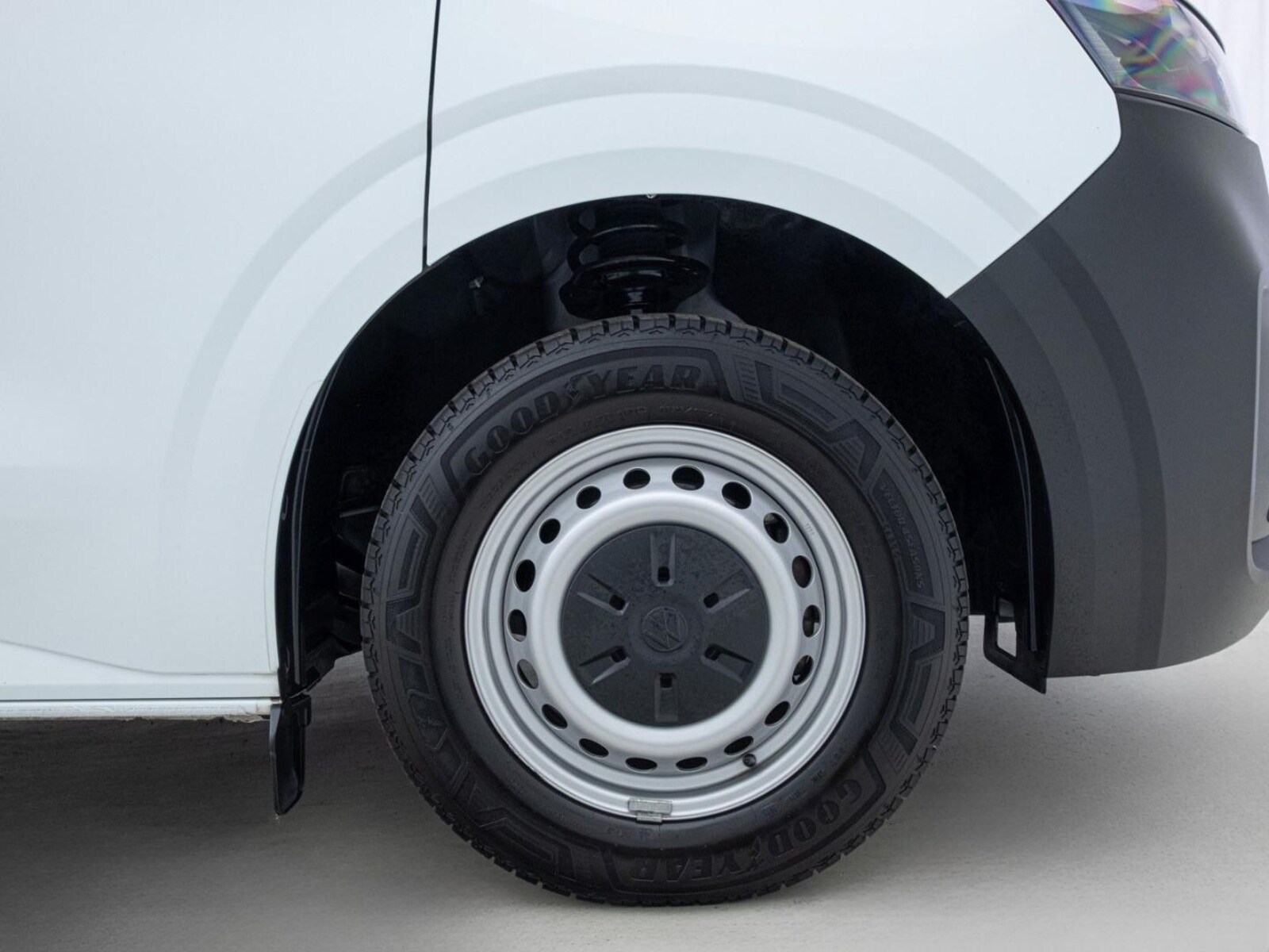 Volkswagen Transporter Kasten kurzer Radstand – Bild 9