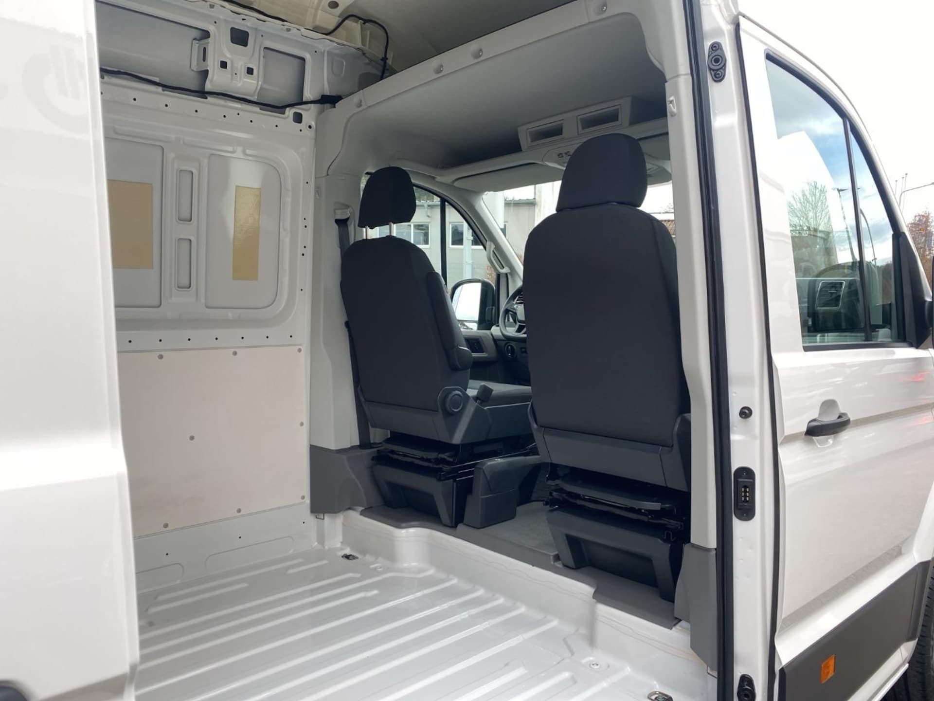 Volkswagen Crafter Kasten langer Radstand