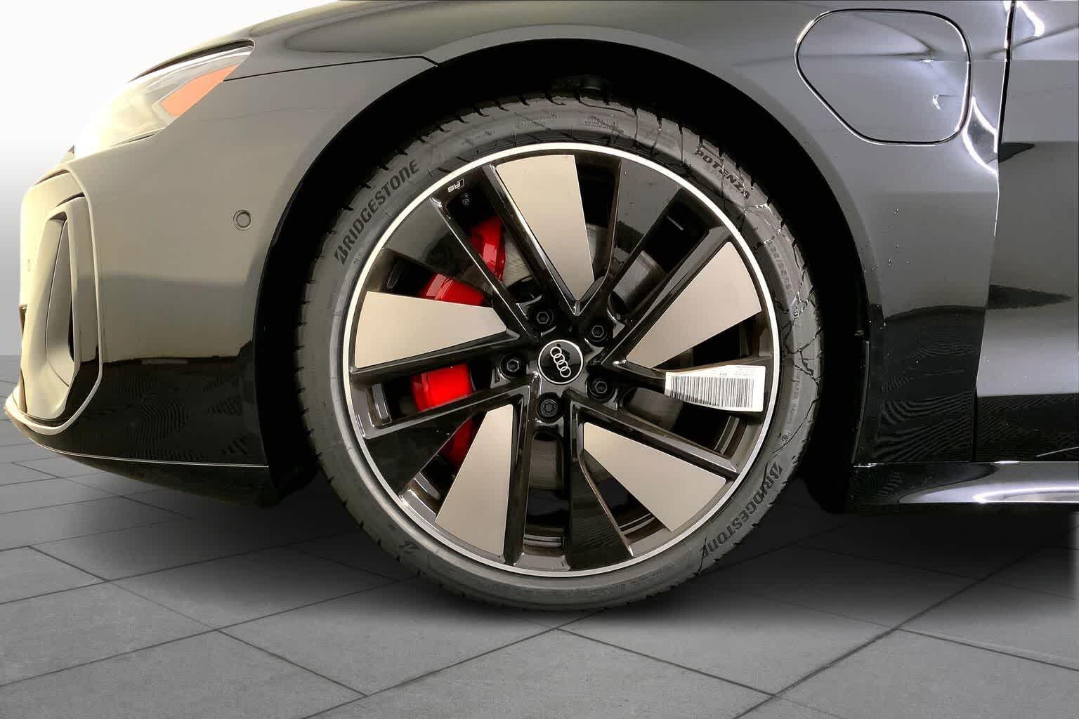 2026 Audi S e-tron GT Prestige - Photo 12