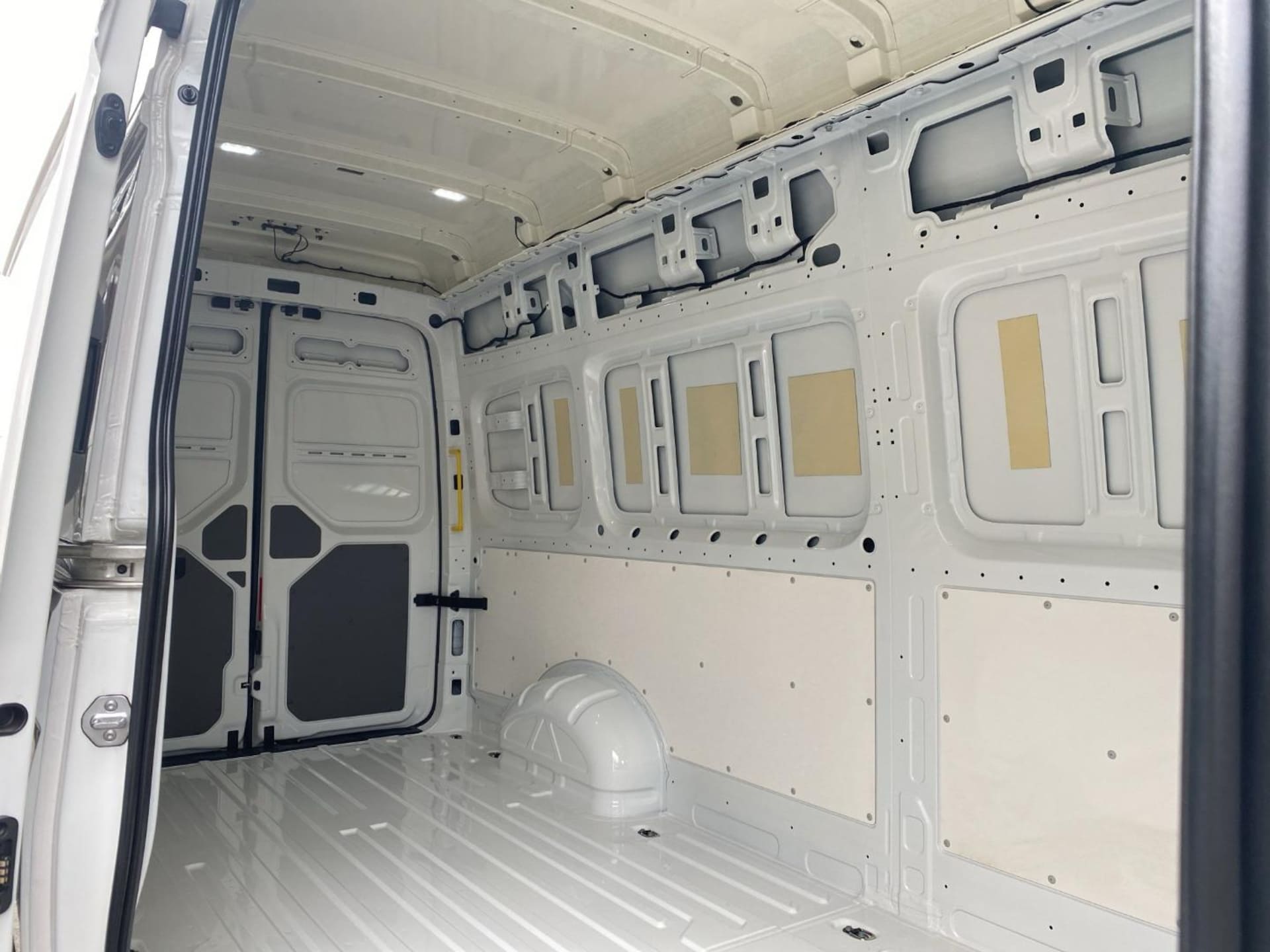Volkswagen Crafter Kasten langer Radstand
