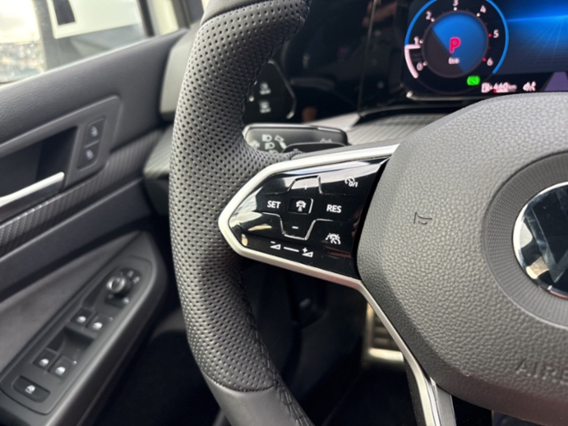 Volkswagen Golf Variant R-Line