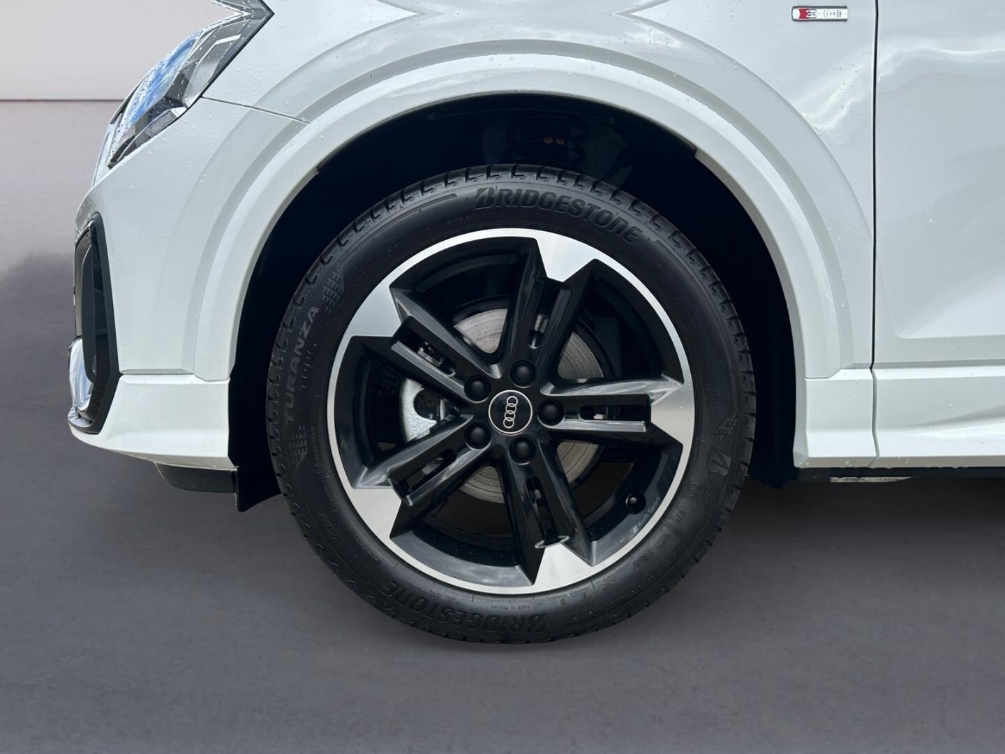 Bild über Audi Q2 S line 35 TFSI S tronic - für weitere Informationen kontaktieren Sie den Audi Partner