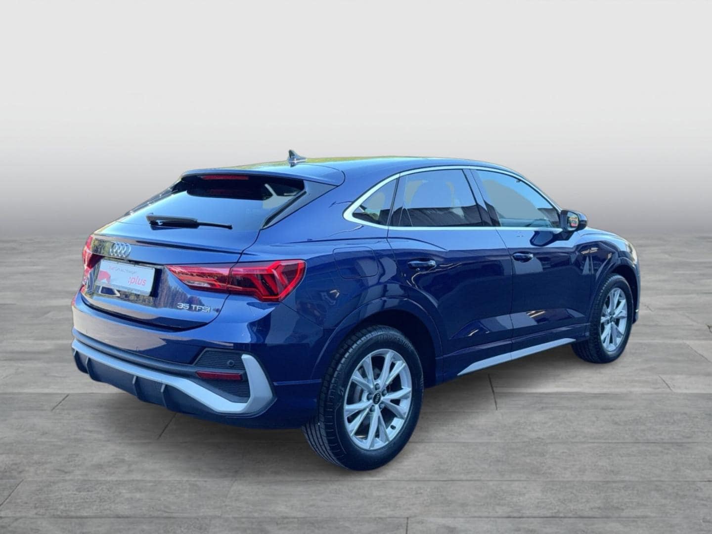 Bild über Audi Q3 Sportback S line 35 TFSI Schaltgetriebe - für weitere Informationen kontaktieren Sie den Audi Partner
