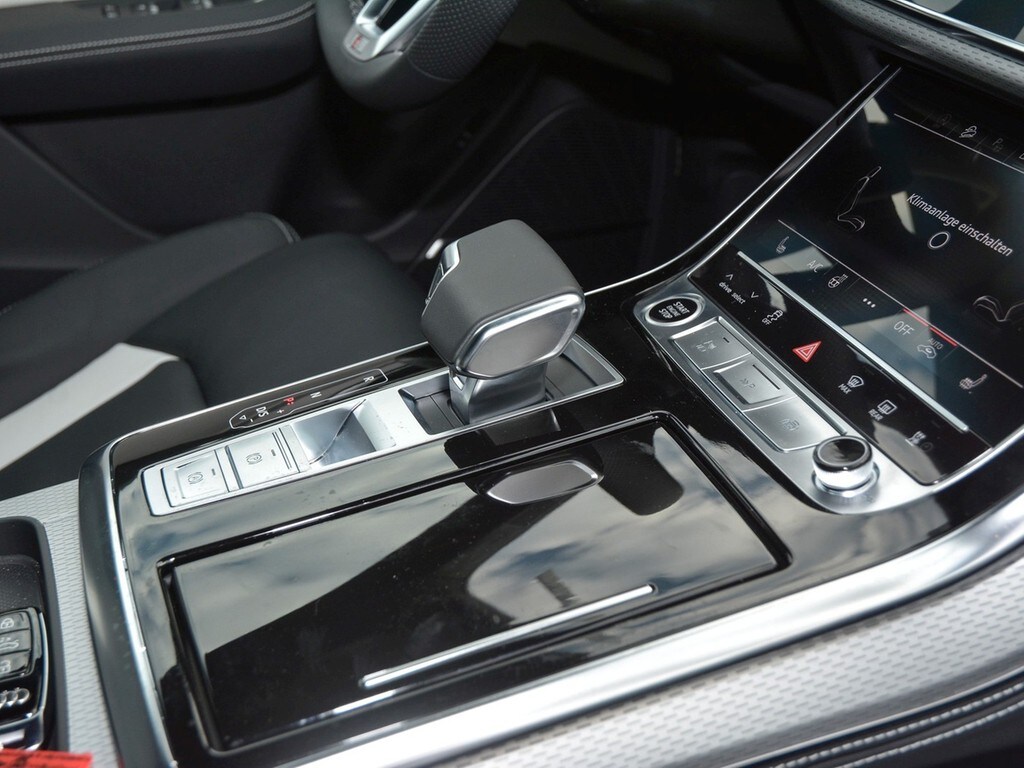 Image about Audi Q8 SUV 50 TDI quattro tiptronic