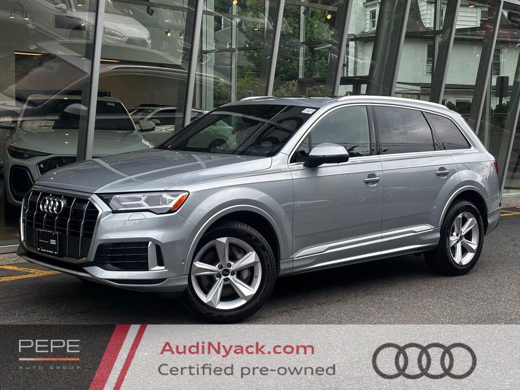 2023 Audi Q7 45 Premium quattro Tiptronic's photo
