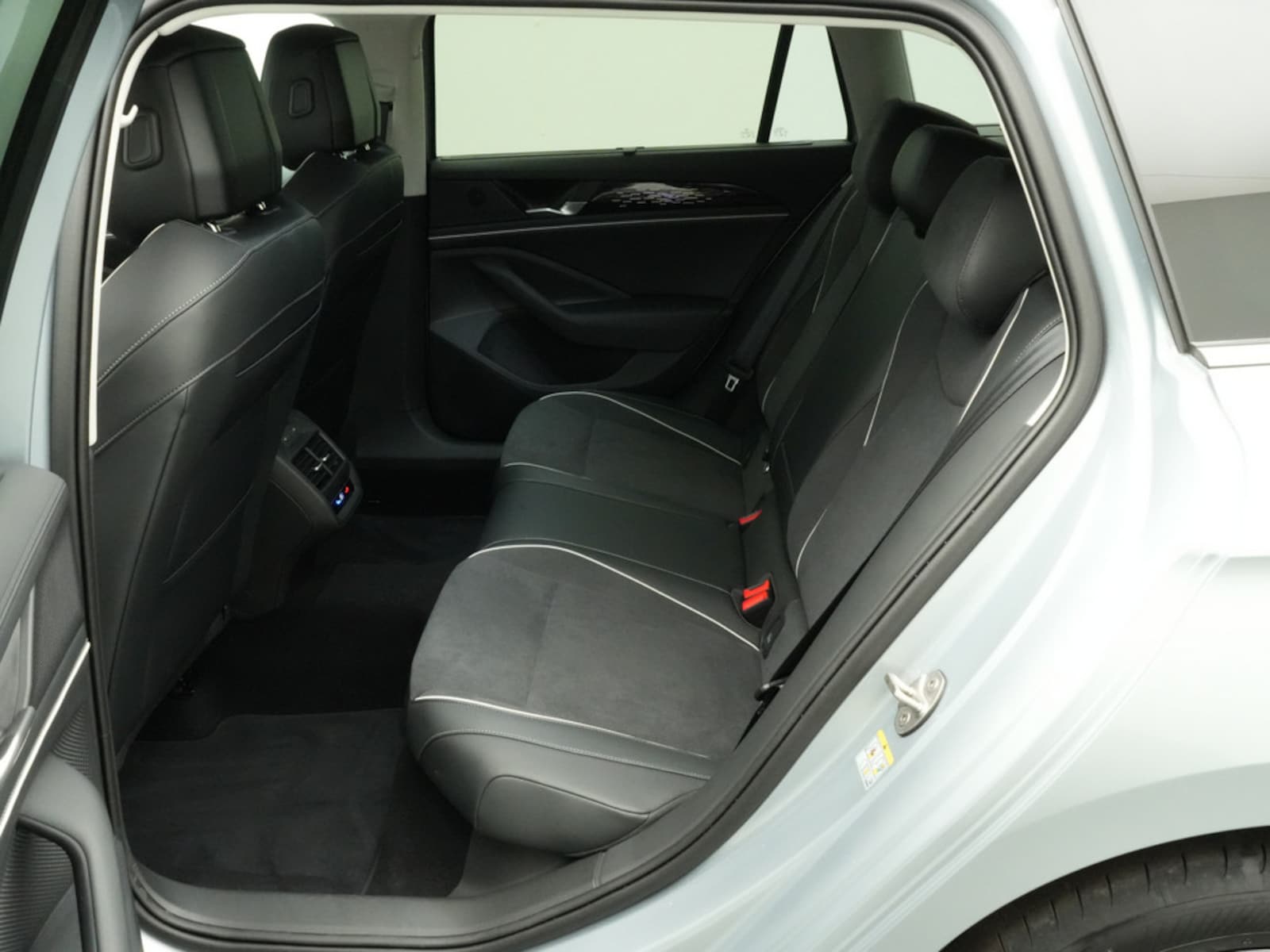 Volkswagen Passat – Bild 16