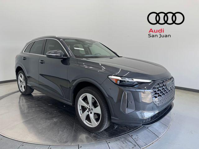 2025 Audi Q5 40 Premium Plus's photo