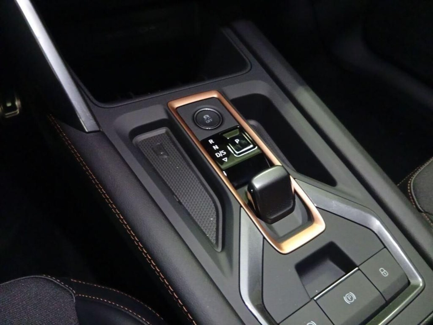 CUPRA Leon Sportstourer 1.5 TSI e-Hybrid DSG 150 kW (204 CV) — photo 13