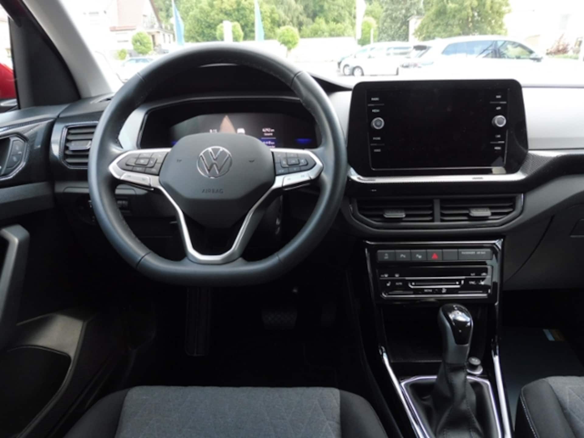 Volkswagen T-Cross Life