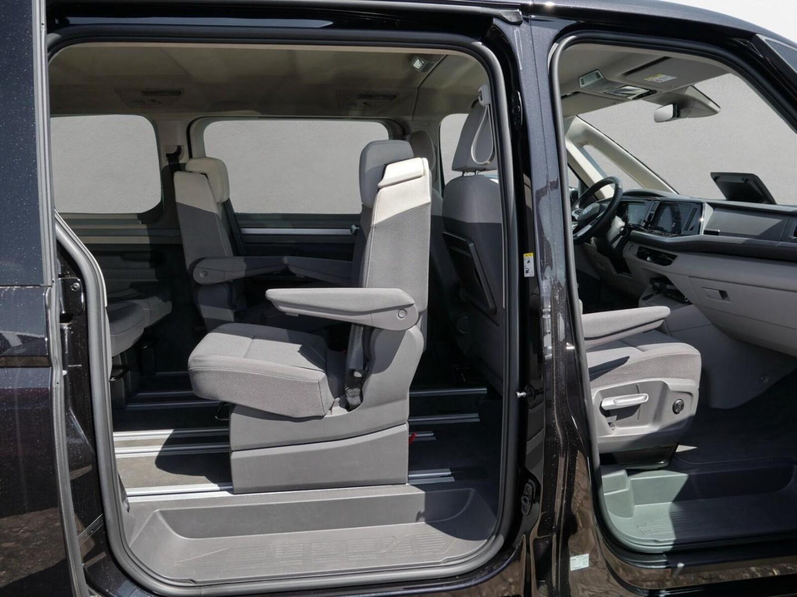 Volkswagen Multivan – Bild 16