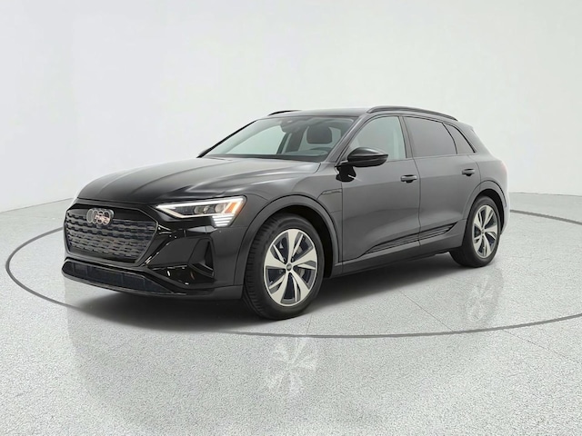 2024 Audi Q8 e-tron