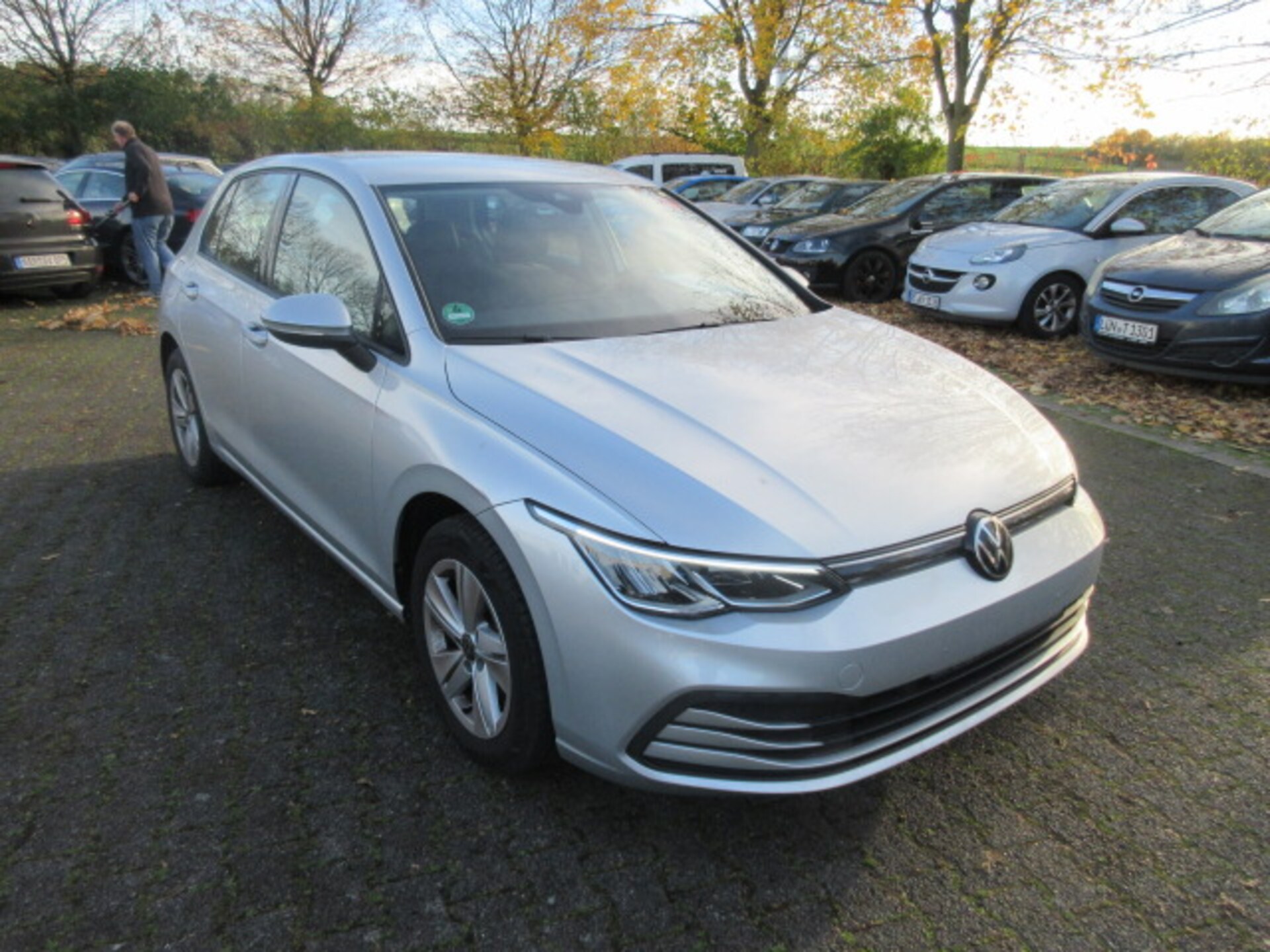 Volkswagen Golf Life