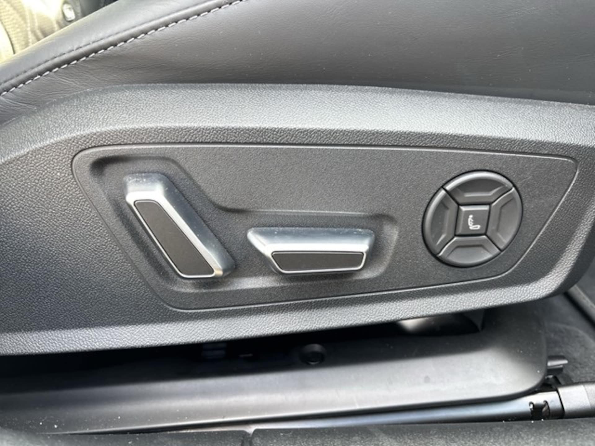 Audi A6 Avant e-hybrid