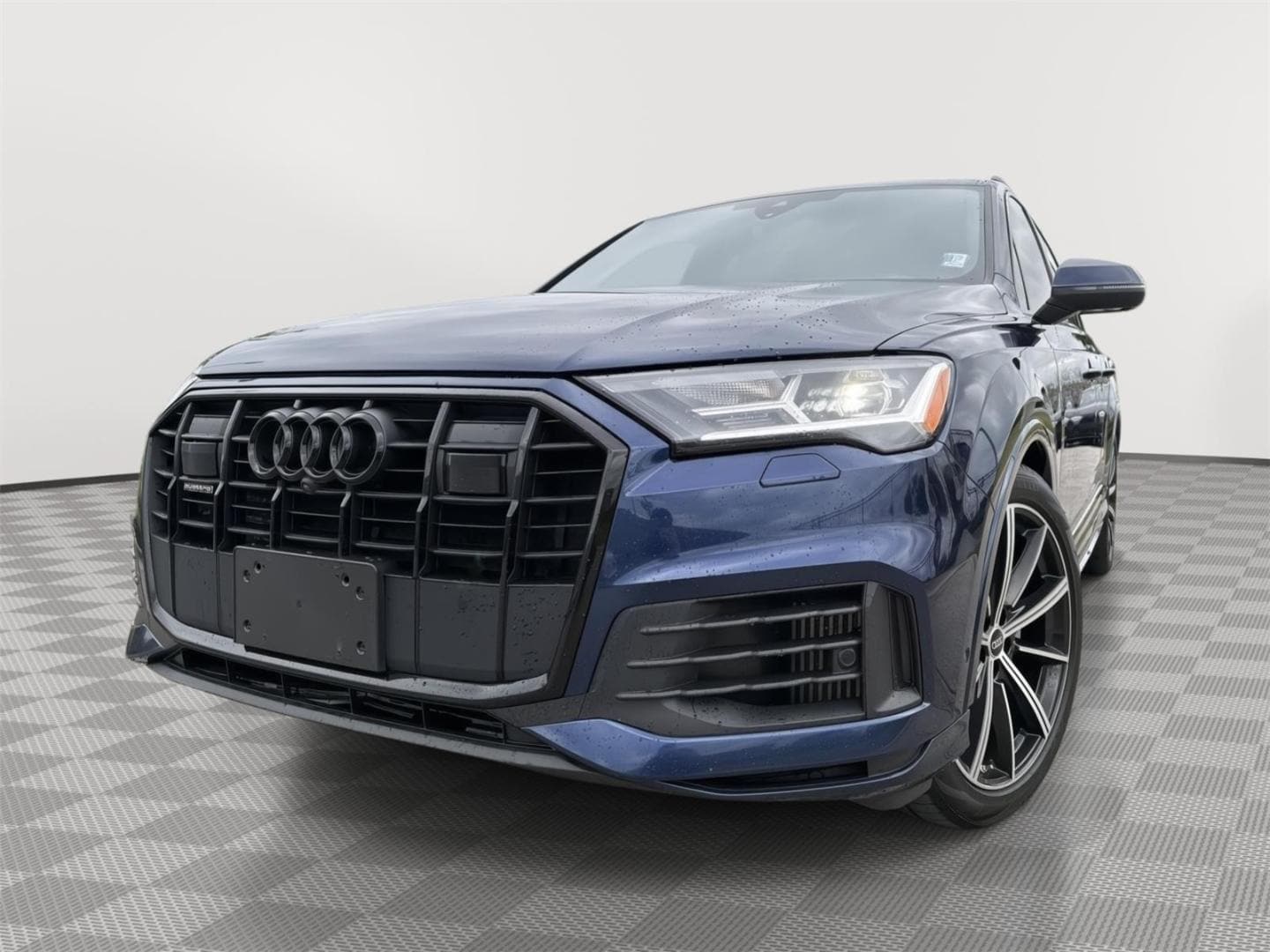 2022 Audi Q7 55 Prestige quattro Tiptronic's photo