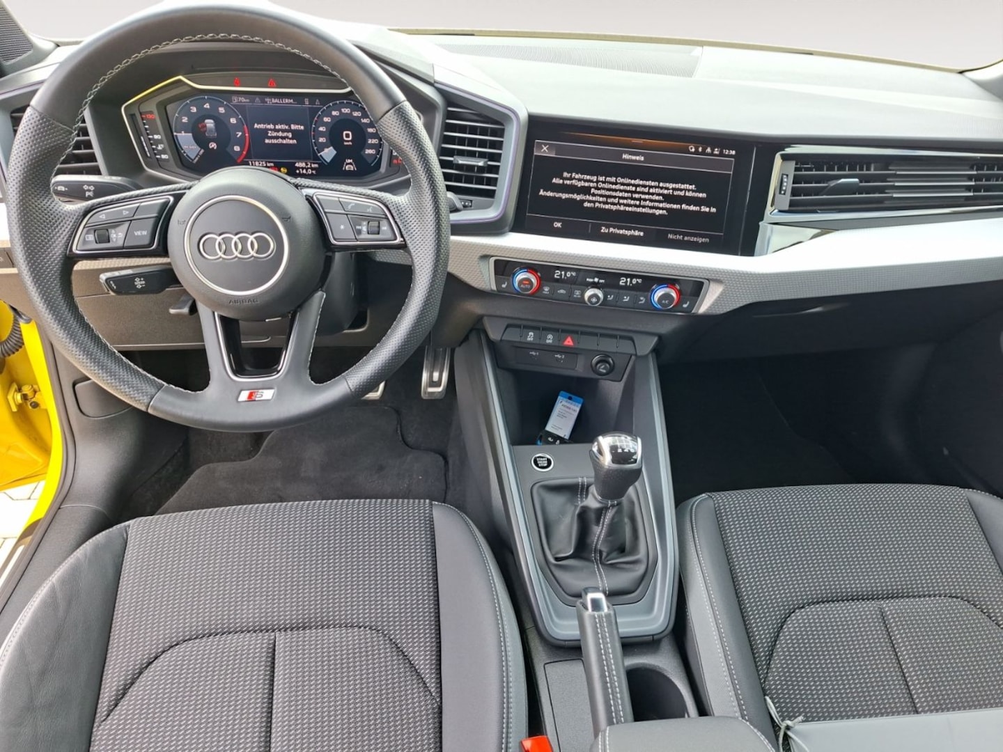 Bild über Audi A1 Sportback S line 30 TFSI Schaltgetriebe - für weitere Informationen kontaktieren Sie den Audi Partner