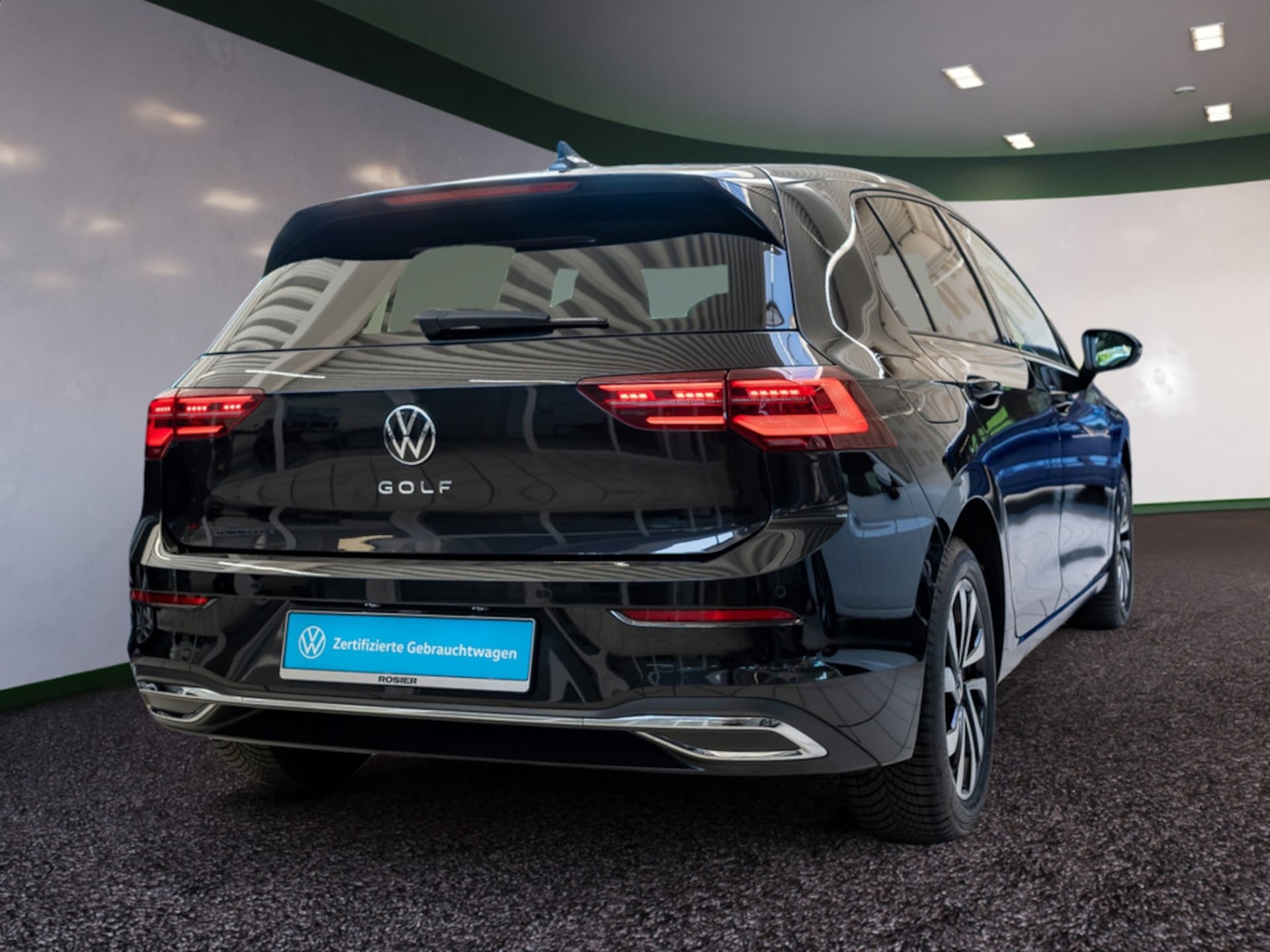 Volkswagen Golf Active