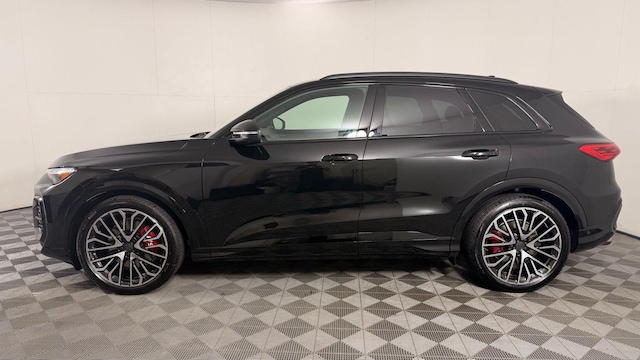 2026 Audi SQ5 Premium Plus - Photo 6
