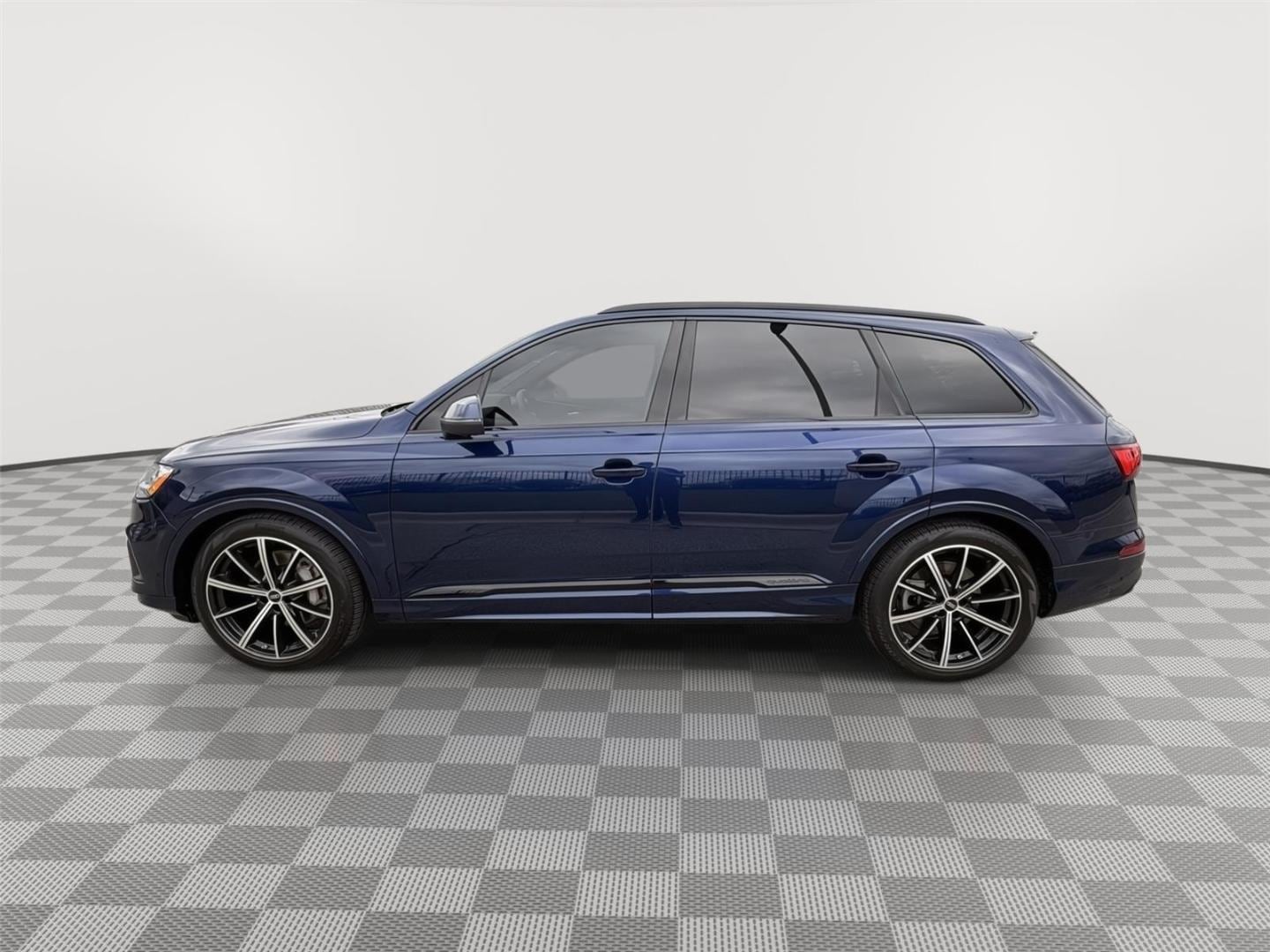 Used 2022 Audi Q7 Prestige with VIN WA1VXBF75ND019669 for sale in Kansas City