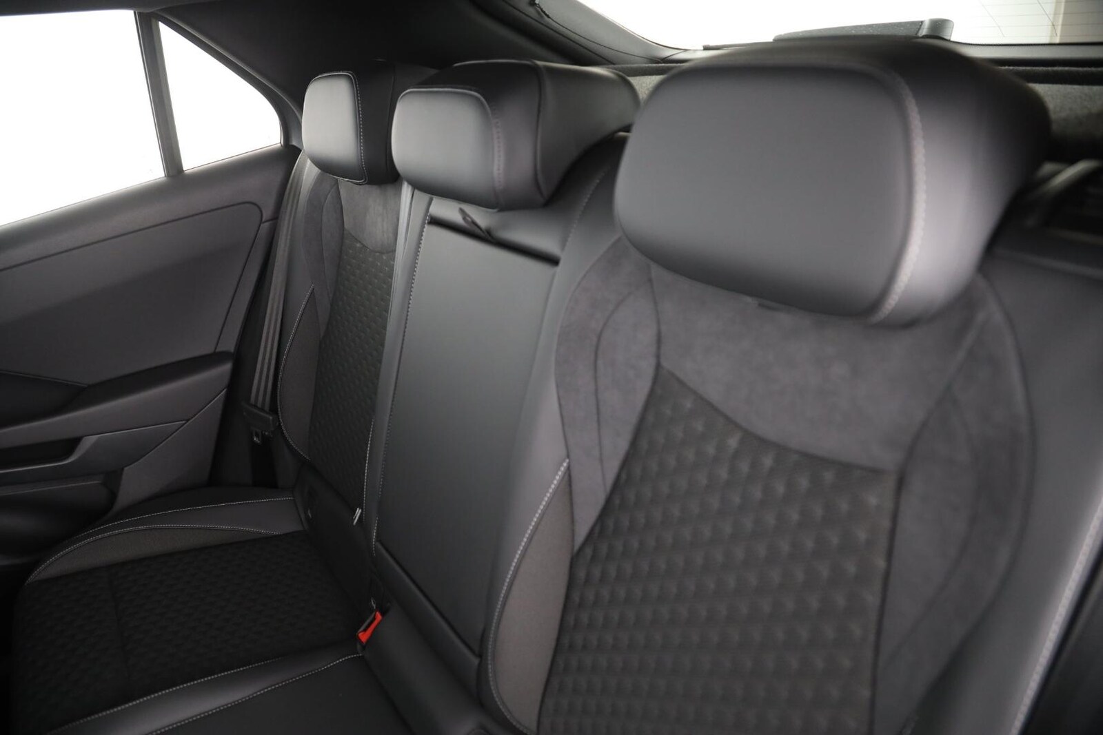 Volkswagen T-Roc – Bild 13