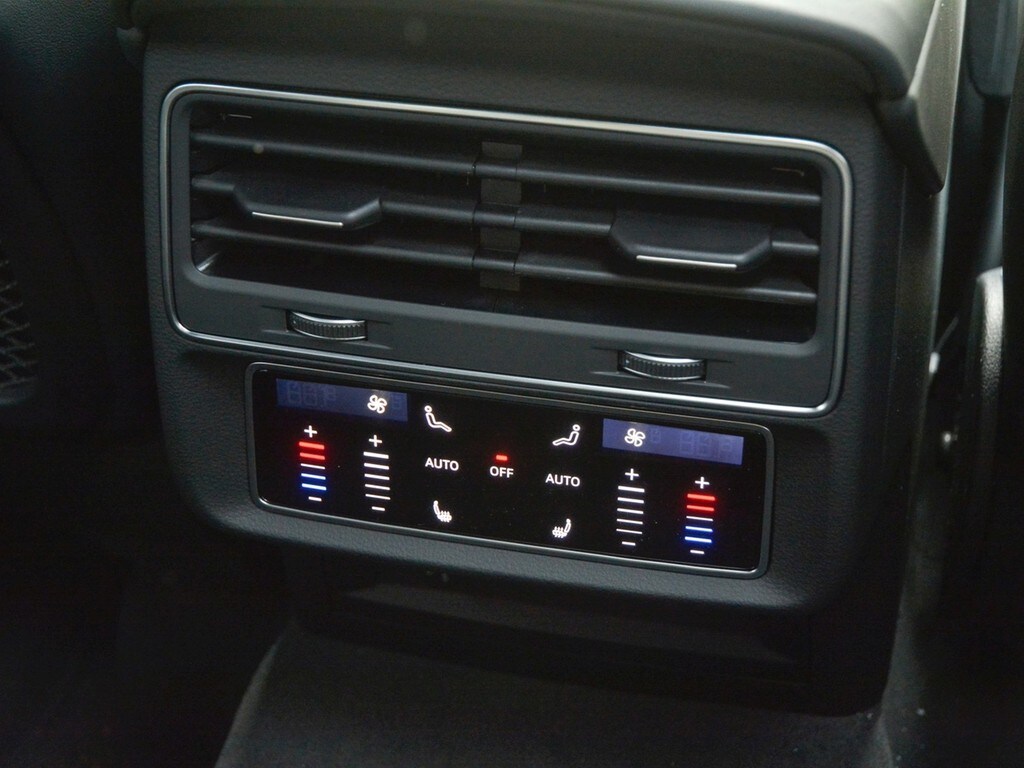 Image about Audi Q8 SUV 50 TDI quattro tiptronic