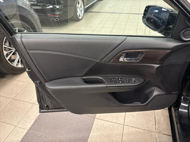 2016 HONDA ACCORD - Image 23