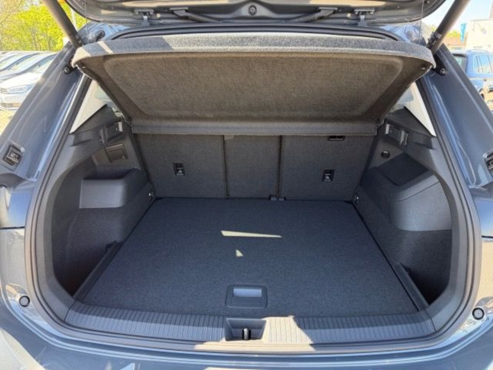 Volkswagen Tiguan – Bild 16