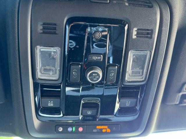 2025 Cadillac Escalade Sport - Photo 41
