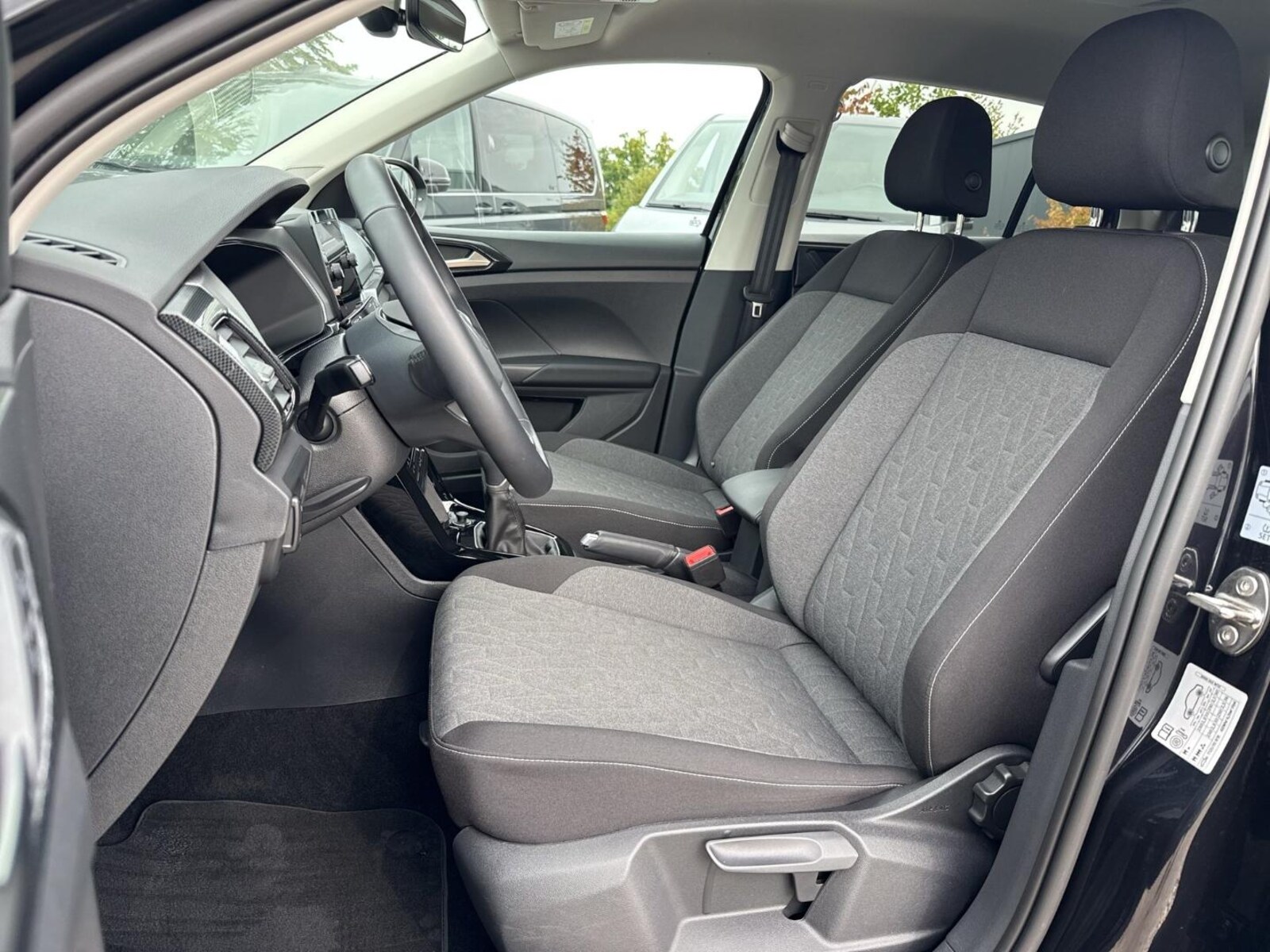 Volkswagen T-Cross – Bild 12